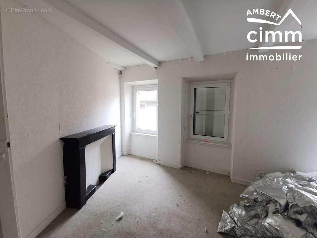 Maison à CRAPONNE-SUR-ARZON