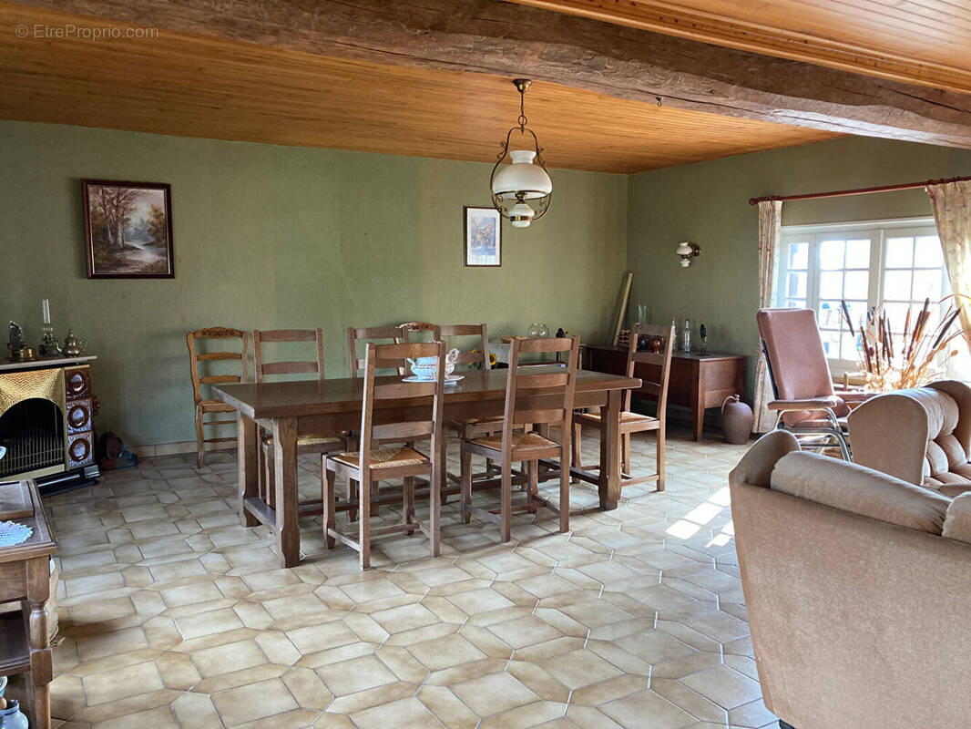 Maison à LA FERRIERE-AUX-ETANGS