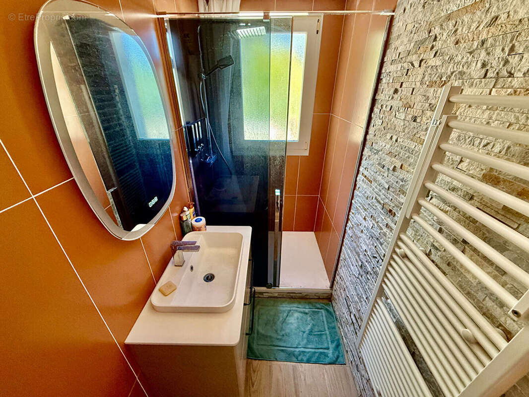 Maison à VAUX-SUR-SEINE