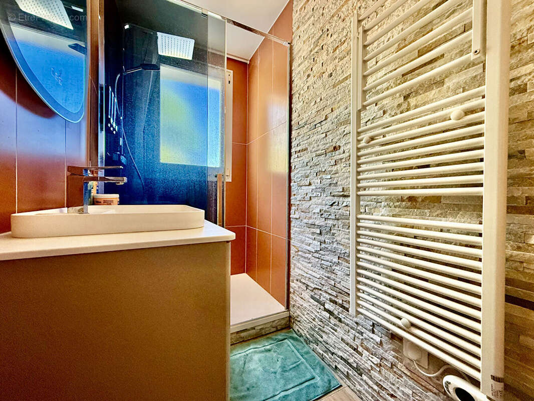 Maison à VAUX-SUR-SEINE