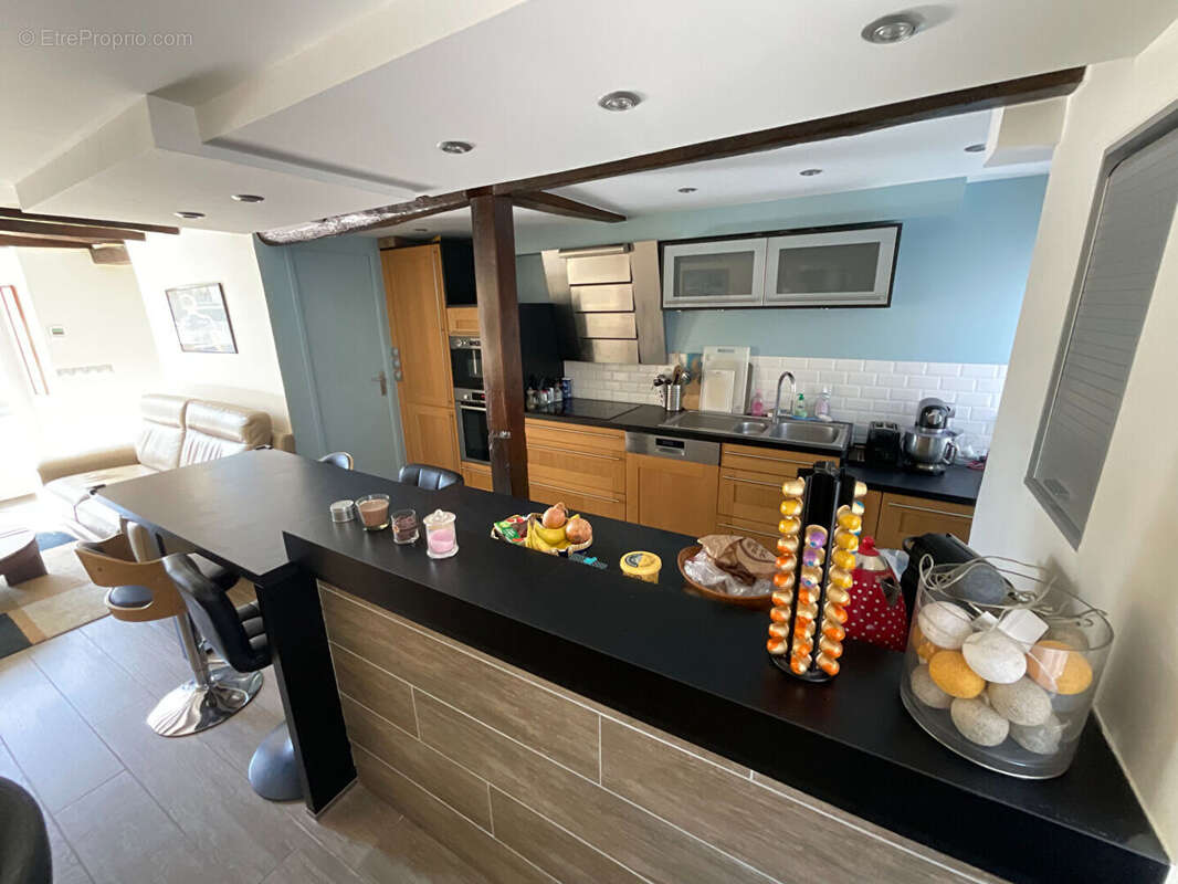 Maison à MAURECOURT