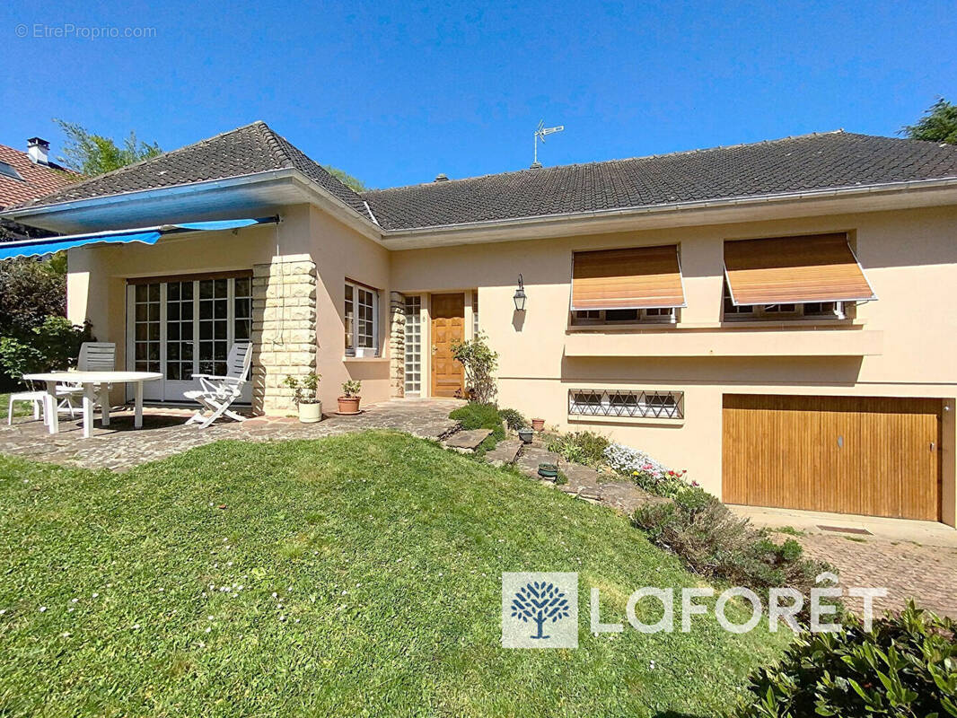 Maison à MARLY-LE-ROI