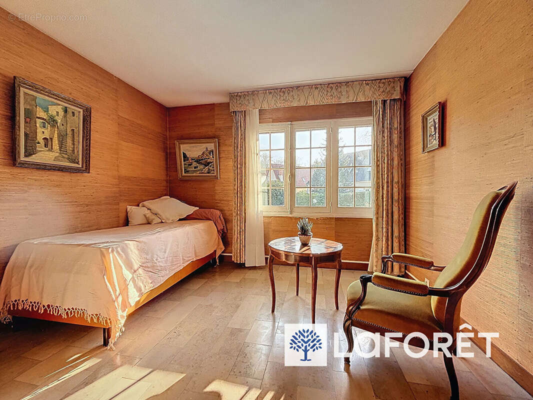 Maison à MARLY-LE-ROI