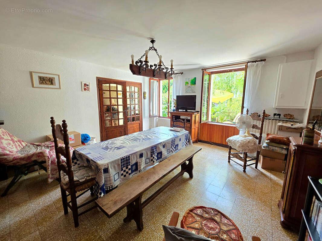 Maison à LE GUE-DE-LA-CHAINE