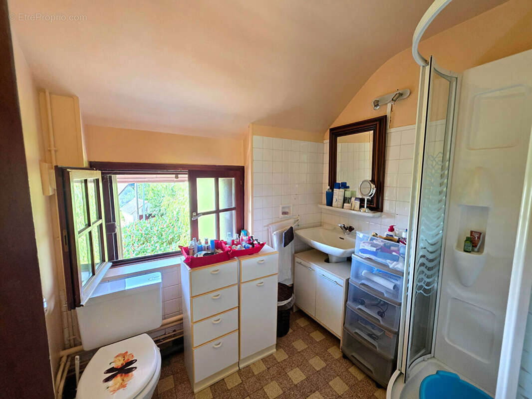 Maison à LE GUE-DE-LA-CHAINE