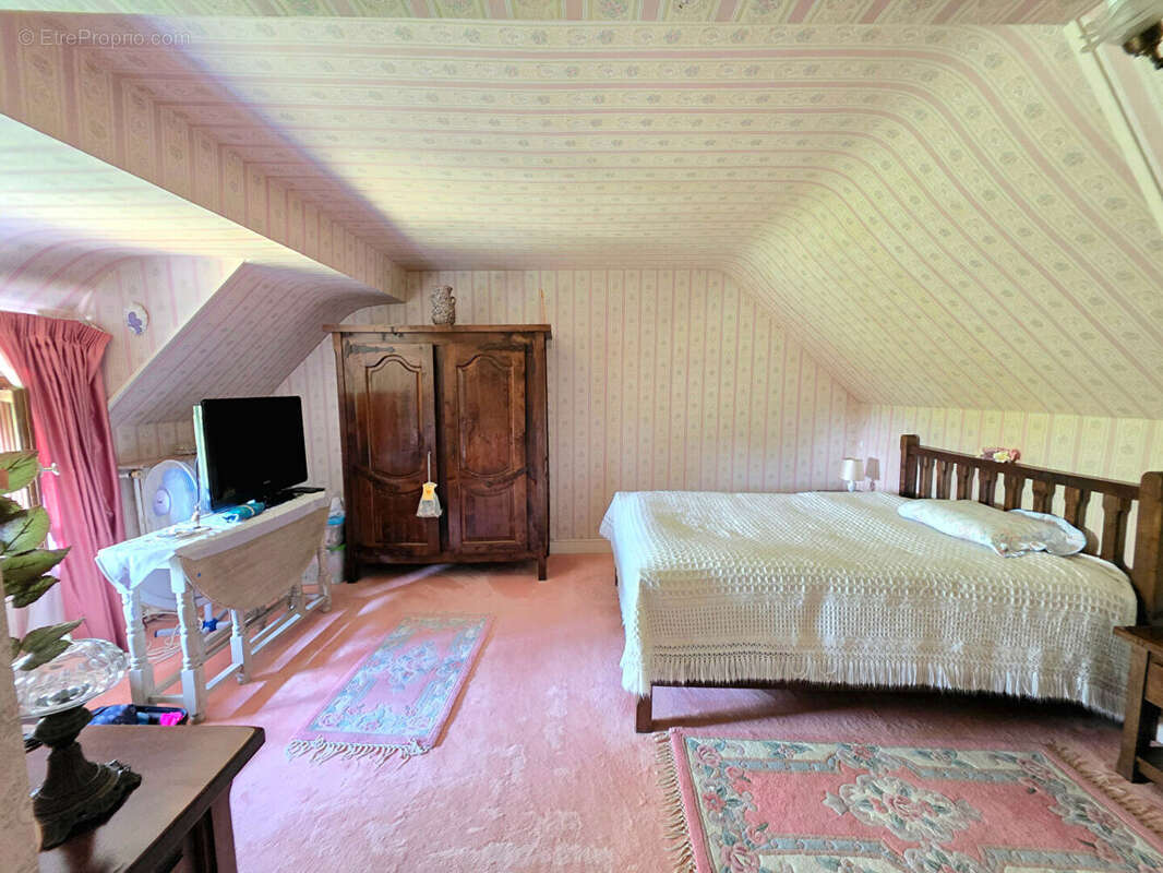 Maison à LE GUE-DE-LA-CHAINE