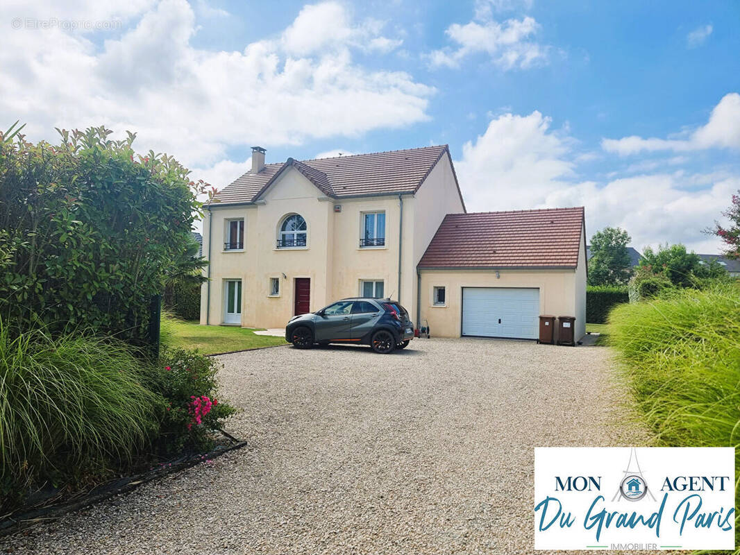 Maison à TOUSSUS-LE-NOBLE