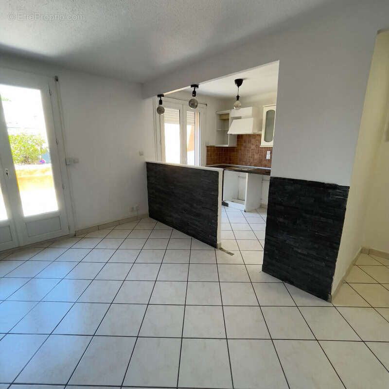 Appartement à VITROLLES