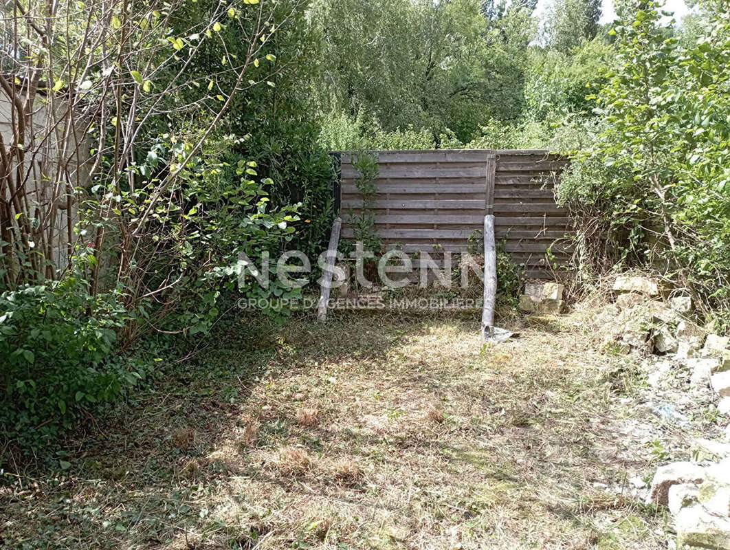 Maison à SAINT-MARTIAL-DE-VALETTE