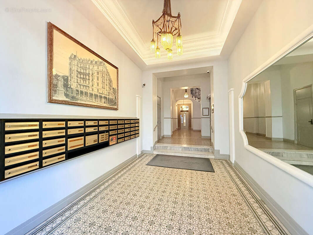 Appartement à MENTON