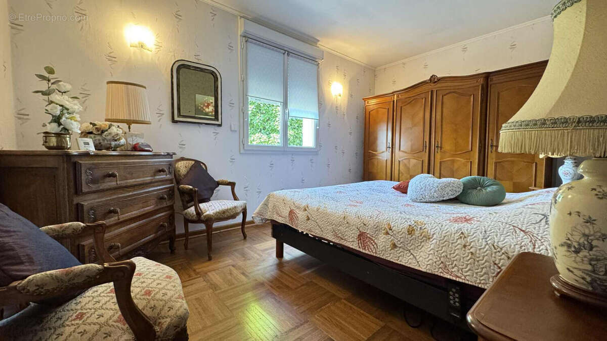 Maison à THIEBAUMENIL