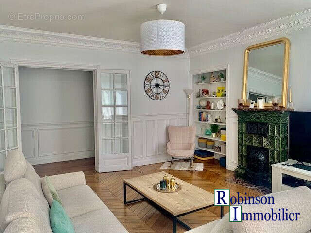 Appartement à BOURG-LA-REINE