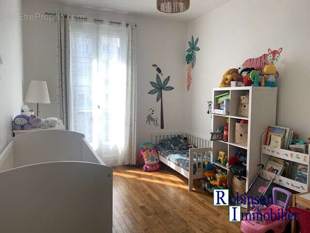 Appartement à BOURG-LA-REINE