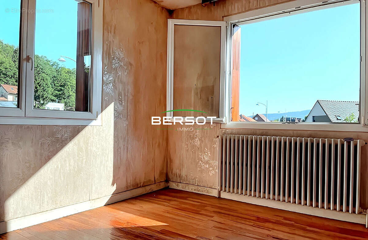 Maison à BOURGUIGNON