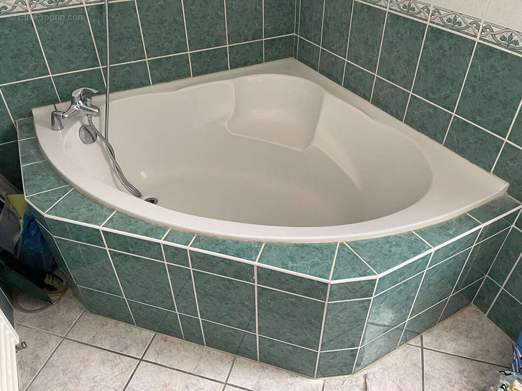 Appartement à PONT-DE-ROIDE