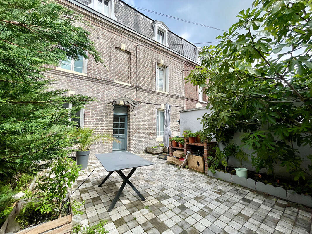 Maison à SOTTEVILLE-LES-ROUEN