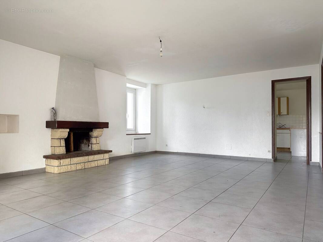 Maison à BAIN-DE-BRETAGNE