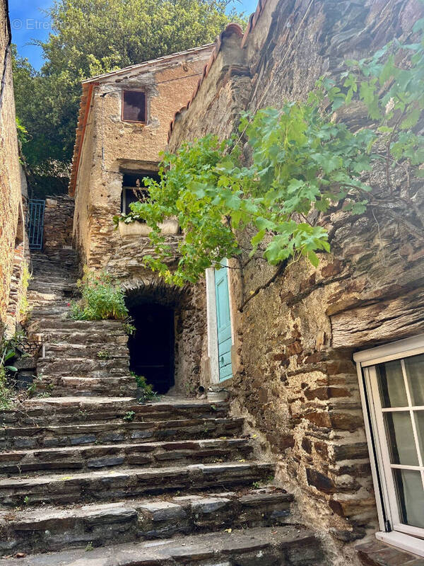 Maison à CAUNES-MINERVOIS