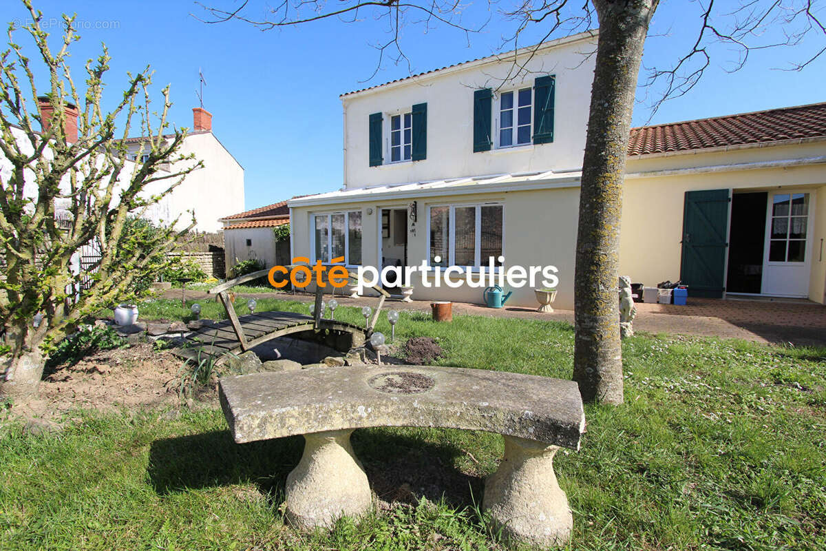 Maison à SAINT-MICHEL-EN-L&#039;HERM