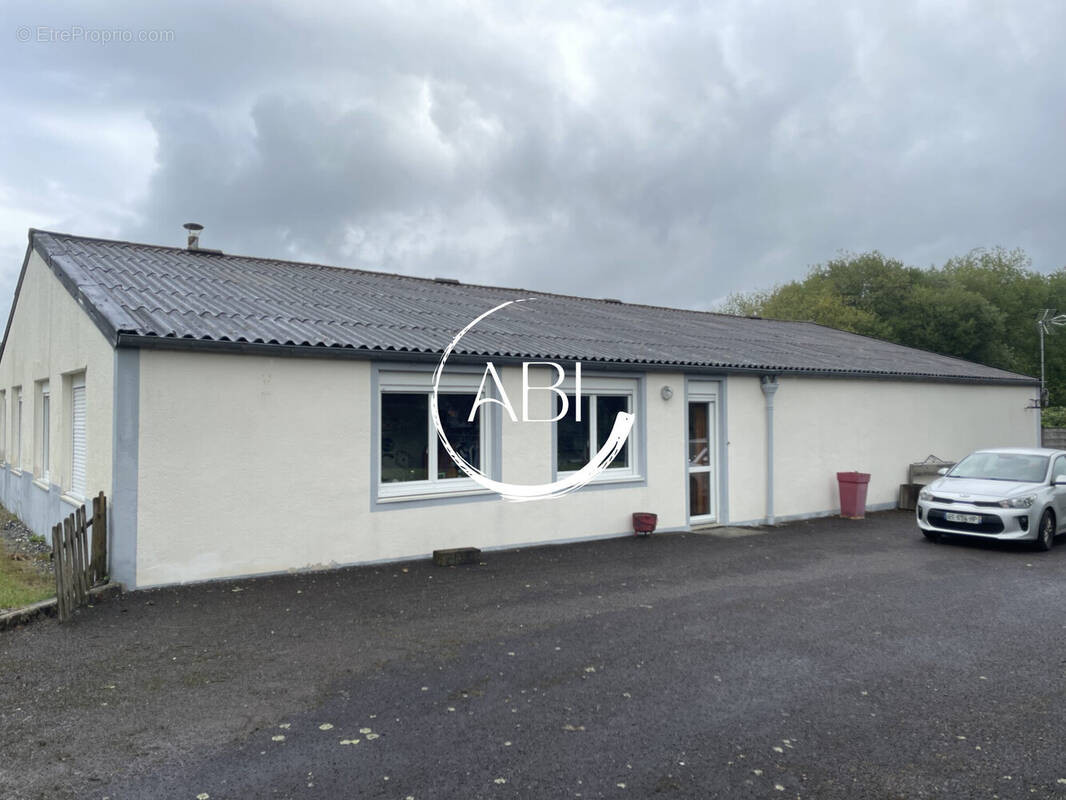 Commerce à LA FERTE-MACE