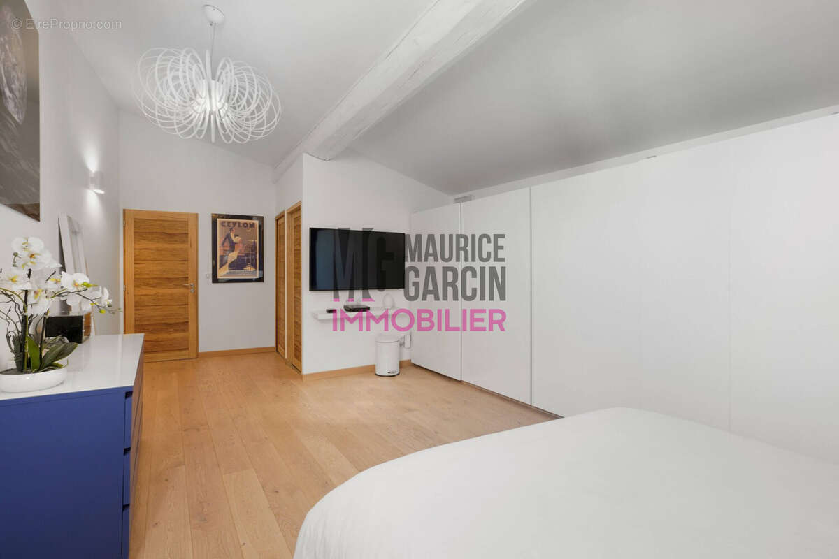 Appartement à L'ISLE-SUR-LA-SORGUE