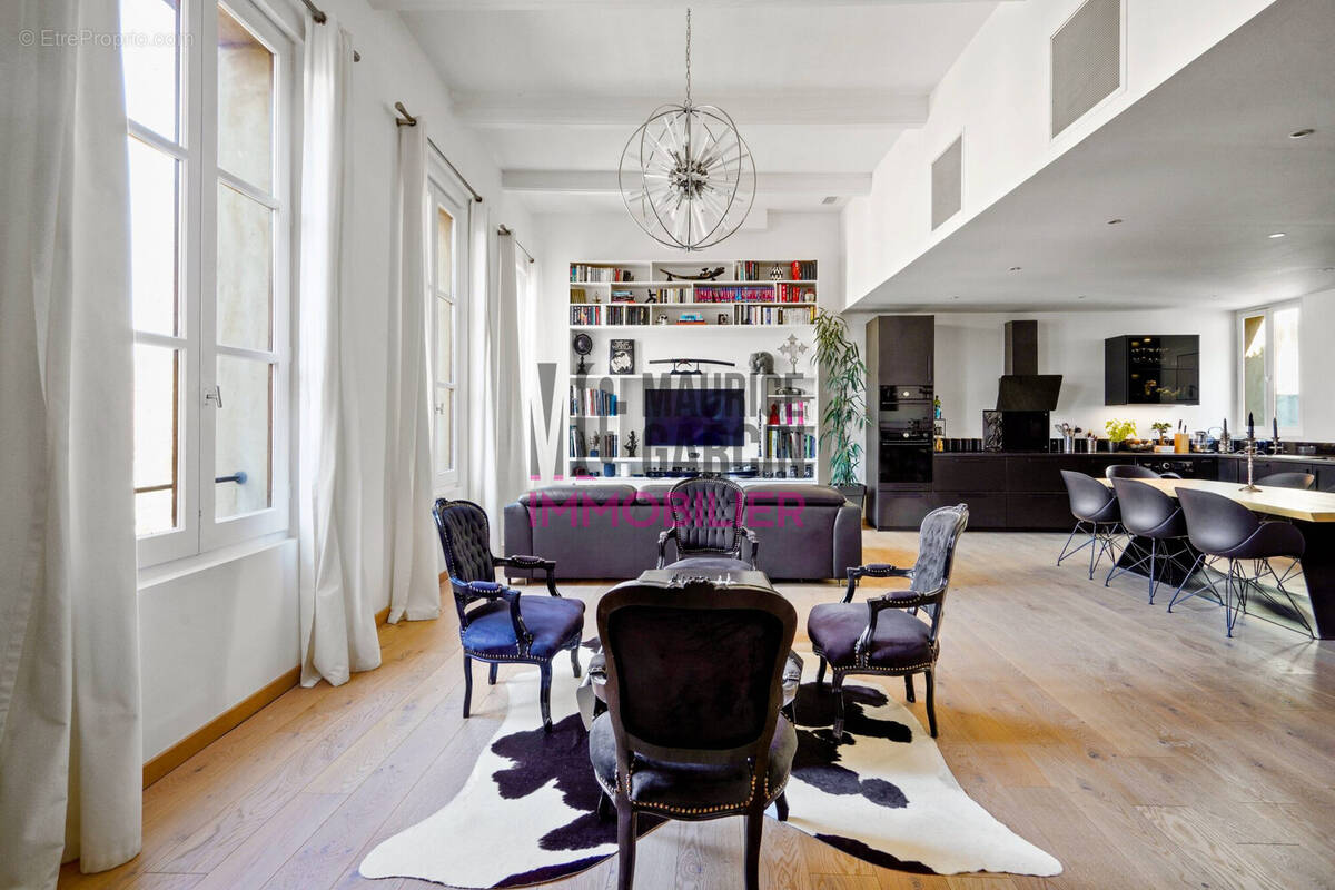 Appartement à L'ISLE-SUR-LA-SORGUE