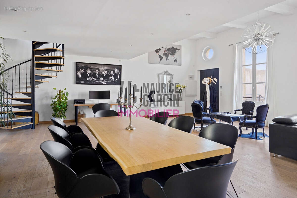 Appartement à L'ISLE-SUR-LA-SORGUE