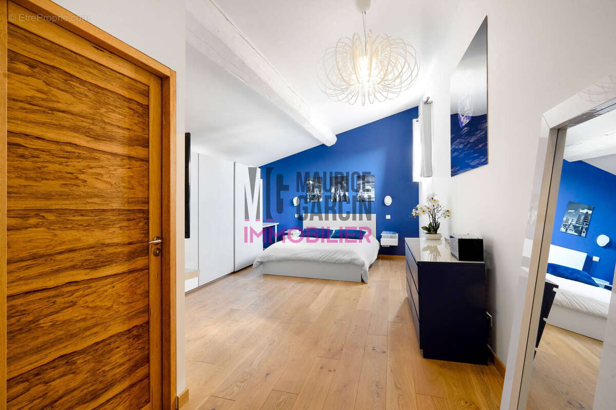 Appartement à L'ISLE-SUR-LA-SORGUE