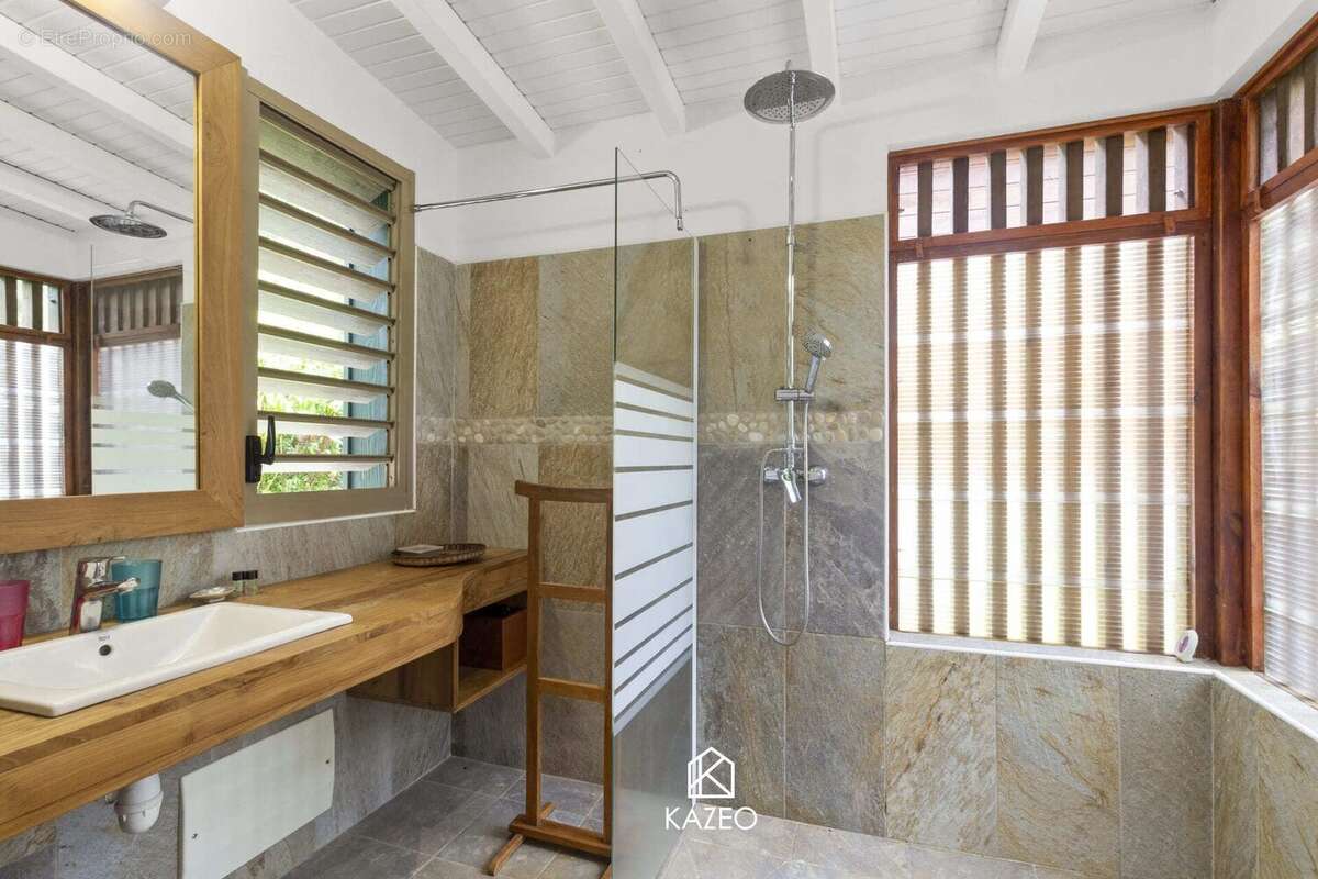 Maison à BOUILLANTE