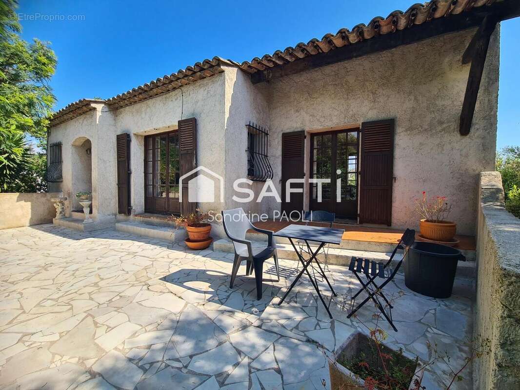 Photo 2 - Maison à CAGNES-SUR-MER