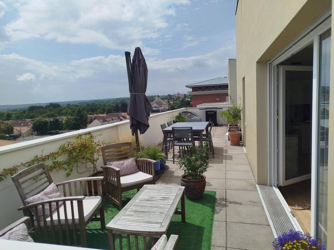 Photo 1 - Appartement à CERGY