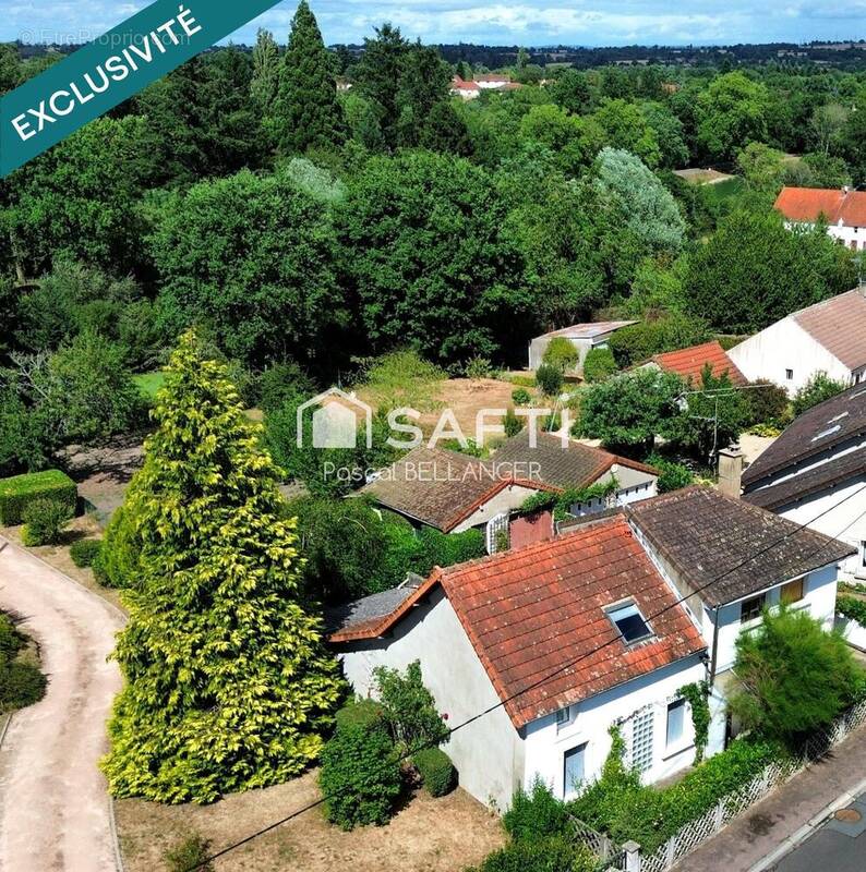 Photo 1 - Maison à COMMENTRY