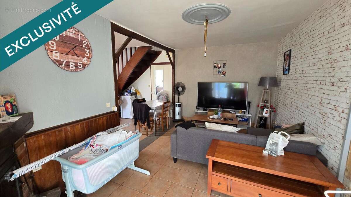 Photo 4 - Maison à LUSSAC-LES-CHATEAUX