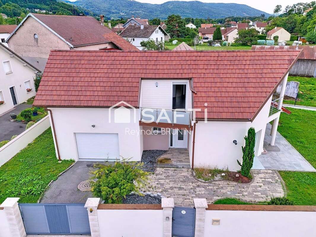 Photo 3 - Maison à ELOYES