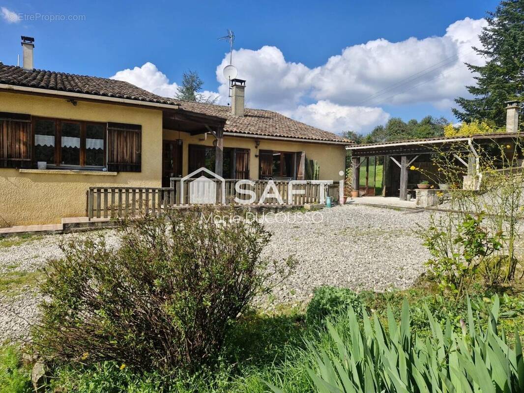 Photo 1 - Maison à GENSAC
