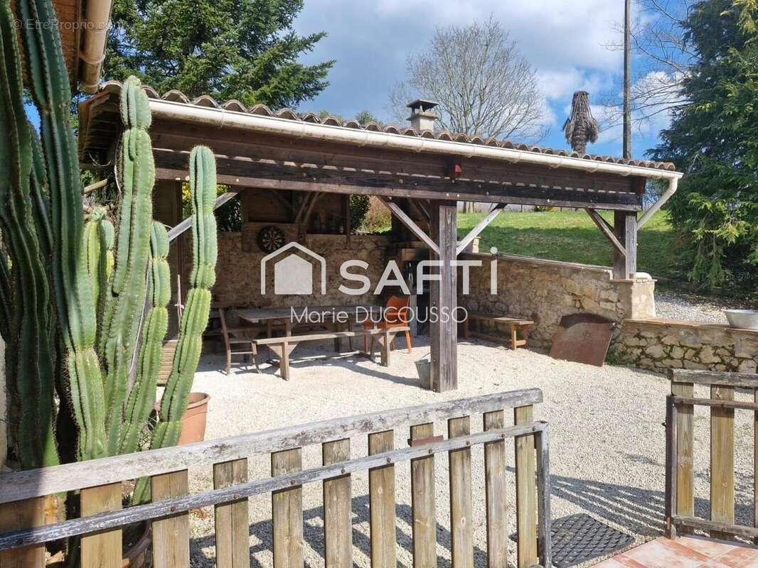 Photo 2 - Maison à GENSAC