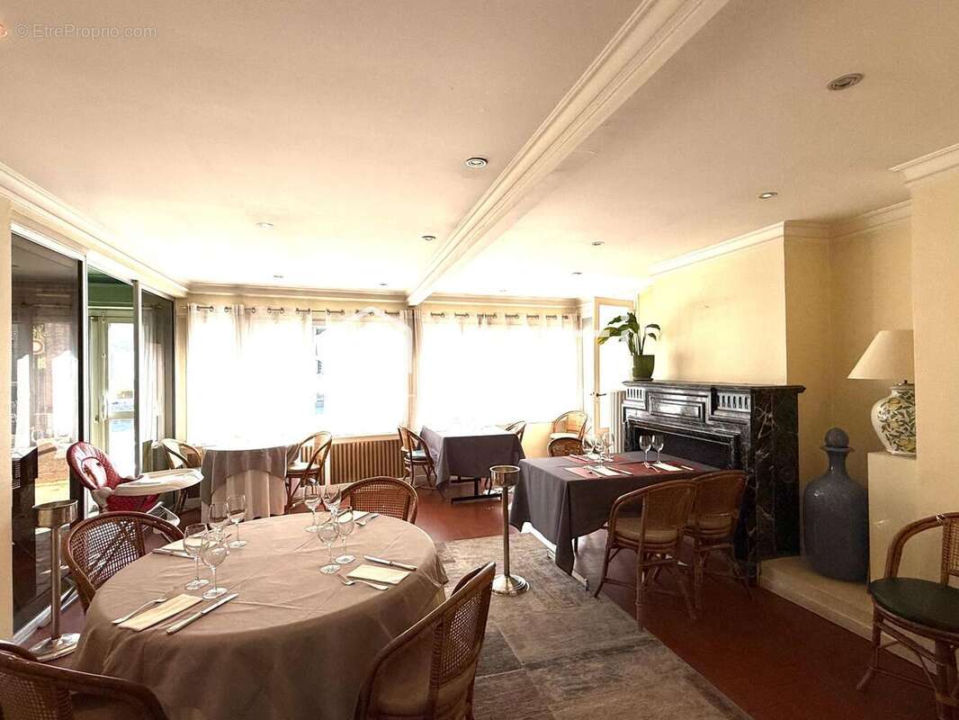 Photo 4 - Commerce à BOULIAC