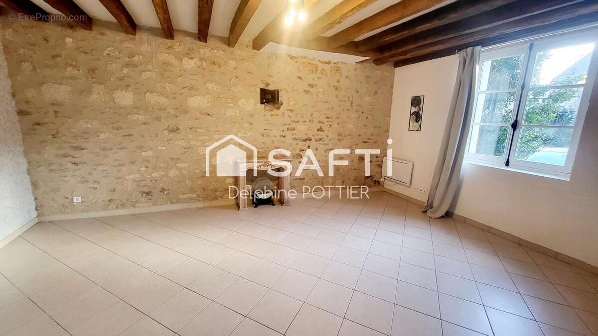 Photo 2 - Appartement à CREPY-EN-VALOIS