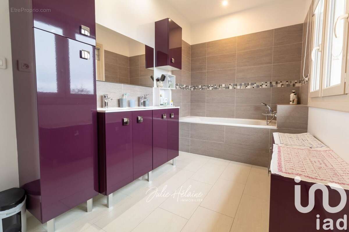 Photo 8 - Maison à BEYNES