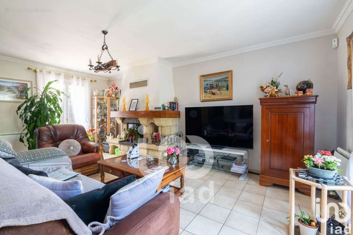 Photo 6 - Maison à CHANTELOUP-LES-VIGNES