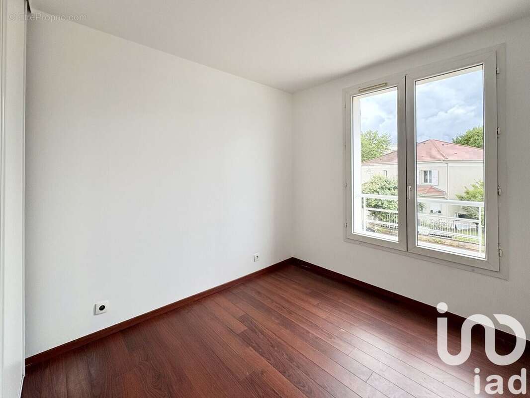 Photo 5 - Appartement à LIEUSAINT