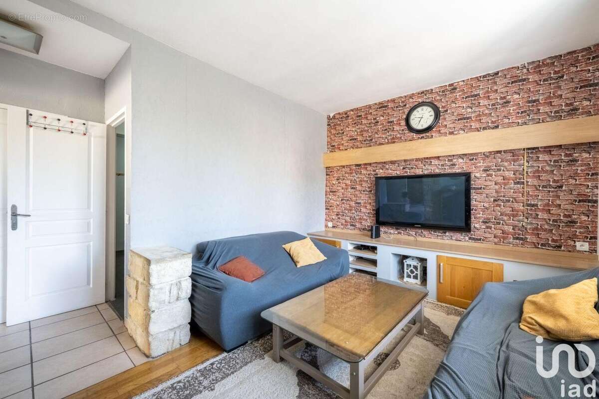 Photo 9 - Maison à JUZIERS