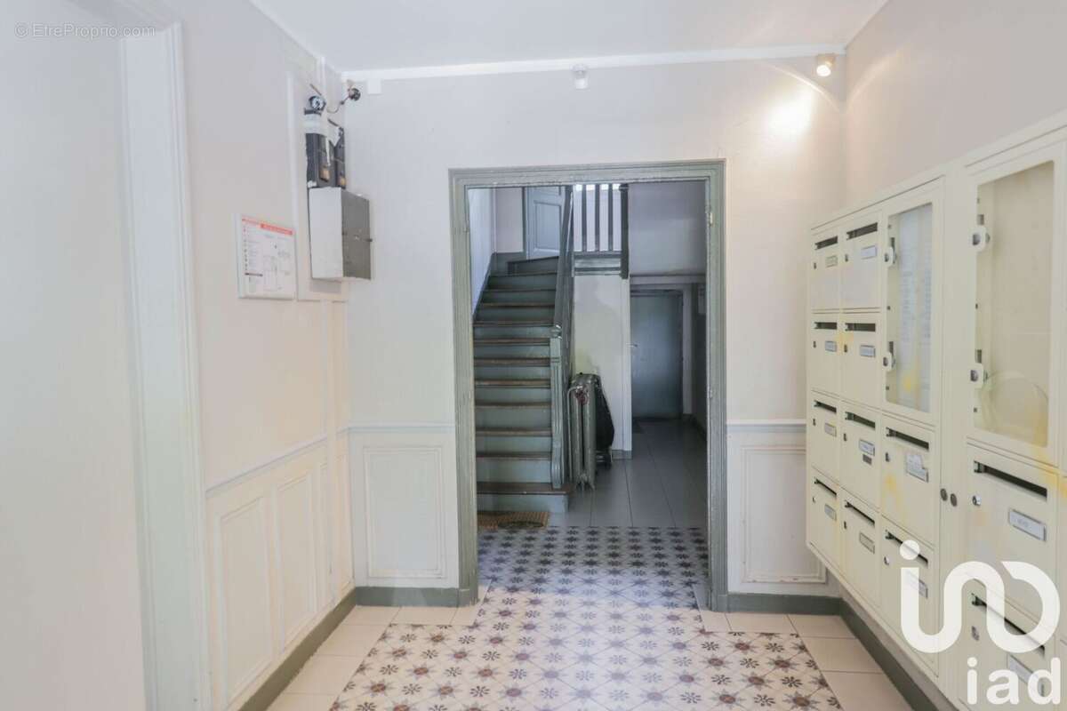 Photo 7 - Appartement à CHOISY-LE-ROI