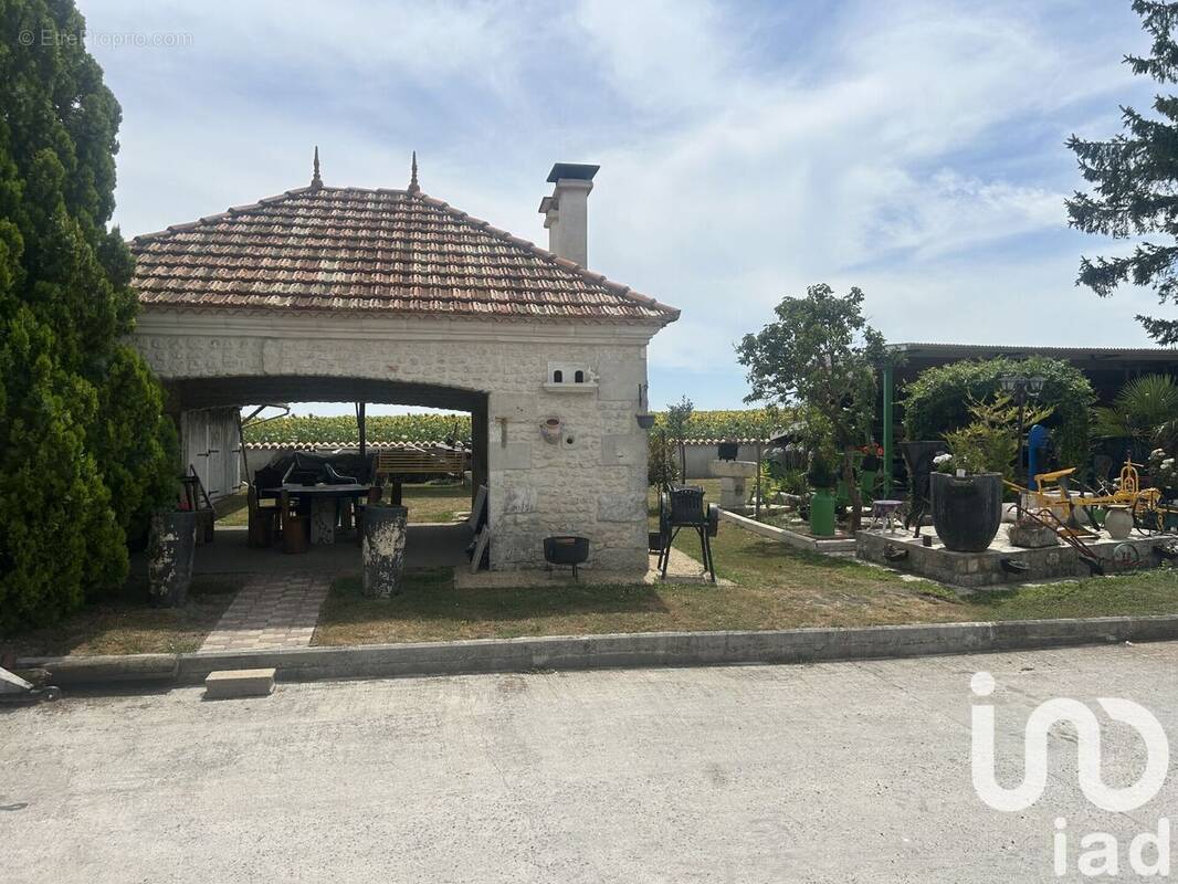 Photo 1 - Maison à SAINT-BONNET