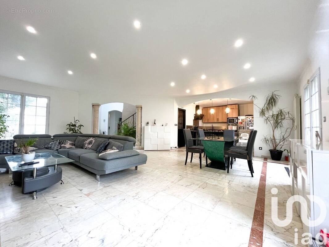 Photo 1 - Maison à BIEVRES