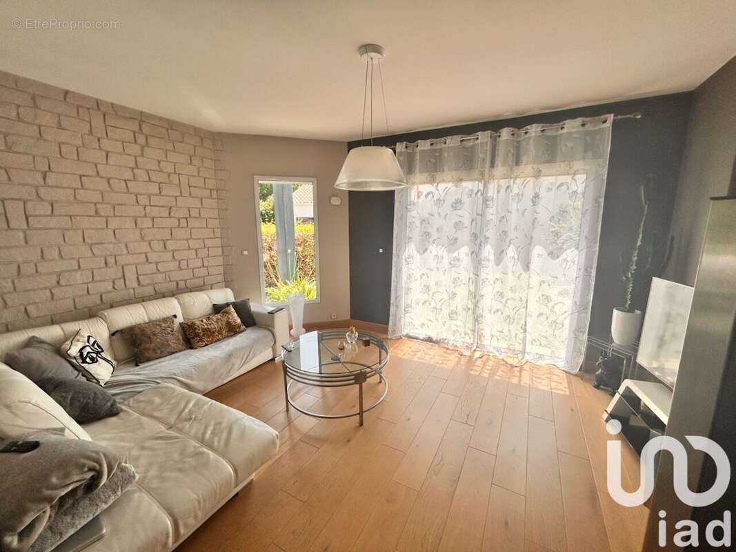 Photo 5 - Maison à LA GENETOUZE