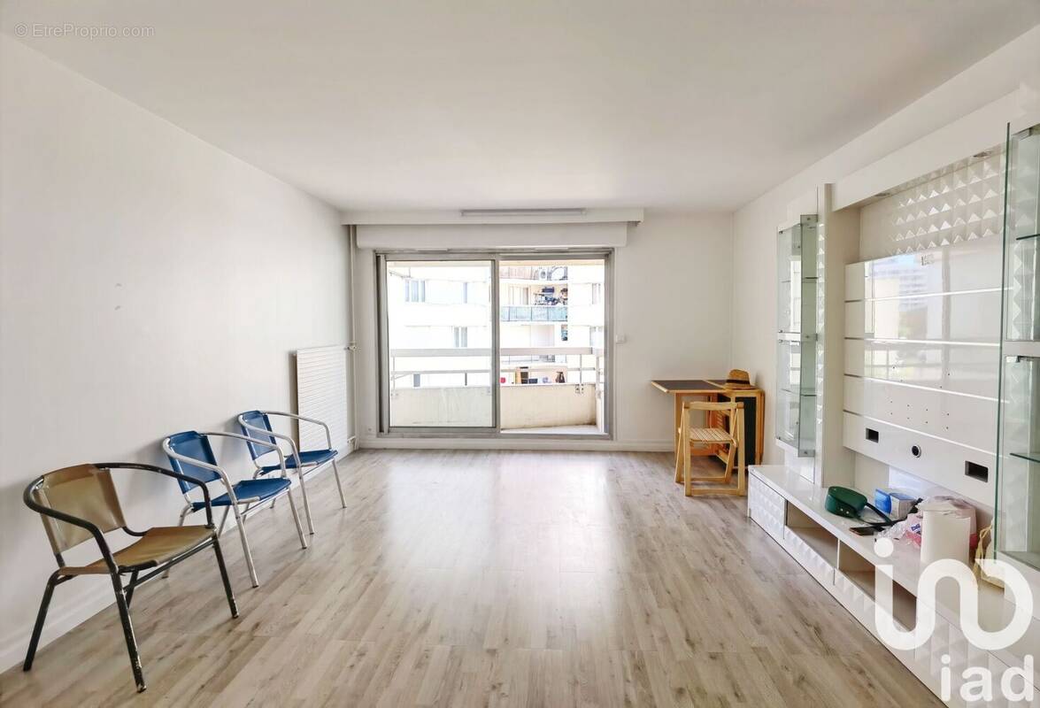 Photo 1 - Appartement à PARIS-19E