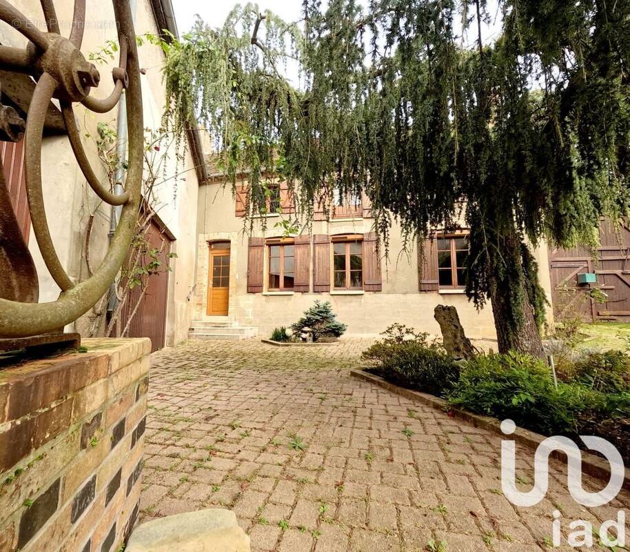 Photo 1 - Maison à COURLON-SUR-YONNE