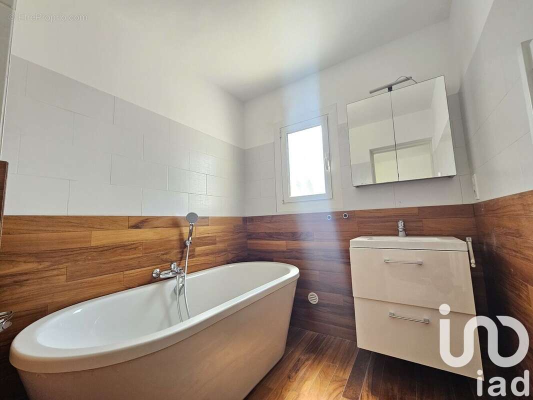 Photo 6 - Maison à TOURRETTES-SUR-LOUP