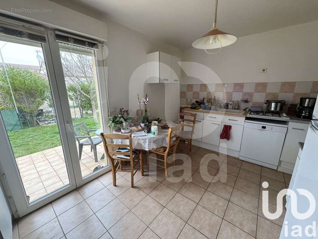 Photo 3 - Maison à SAINT-HILAIRE-DE-BRETHMAS